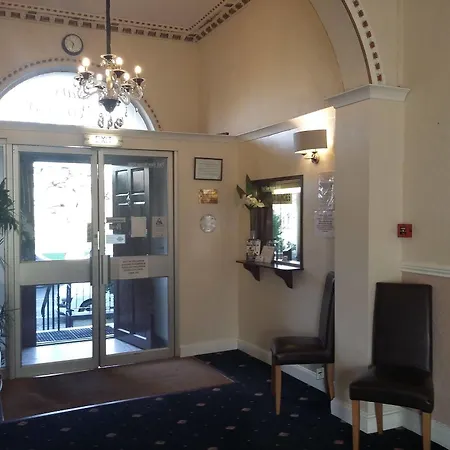 Park View House Hotell 3*