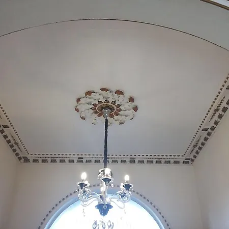 Park View House Hotel 3*