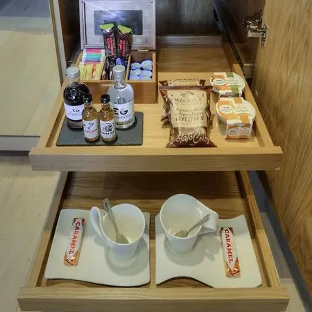 Otel The On The Mile