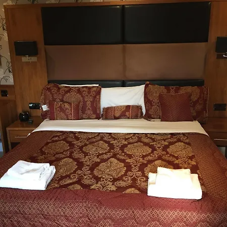 בית הארחה Culane House - 4*