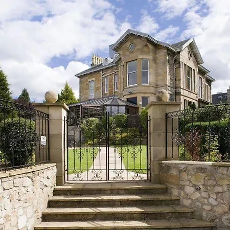 Royal Ettrick Hotel 3*