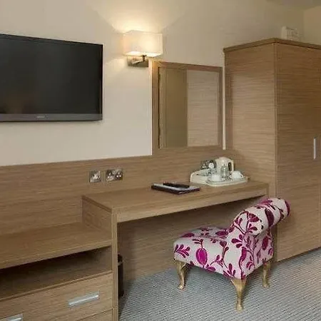 Royal Ettrick Hotel 3*