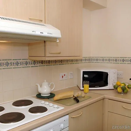 Fountain Court - Grove