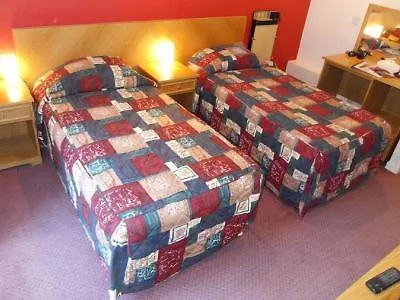 Ξενοδοχείο Grove House 3*