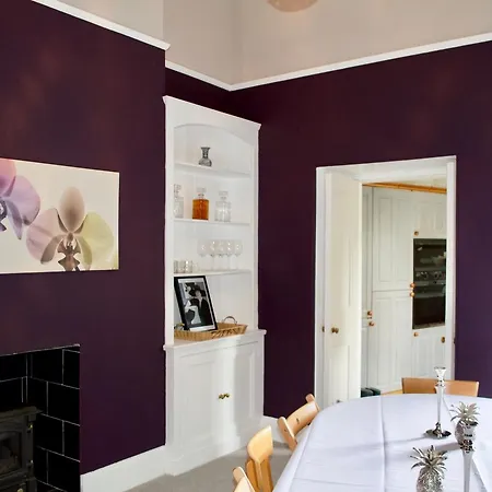 Central 2 Bedroom In * אדינבורו