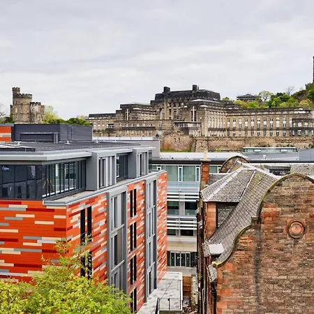 Joivy Bright Royal Mile Edinburgh