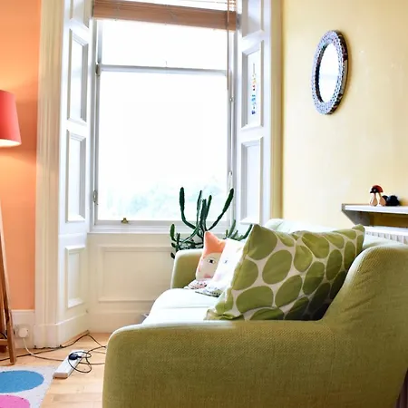 Spacious 2 Bedrooms By Royal Mile إدنبرة