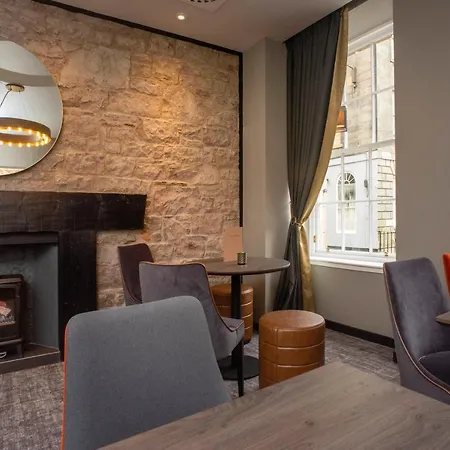 Hill Place Hotel 4*