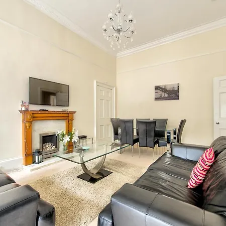 Apartment Spacious Central 3bed By The Castle Edinburgh