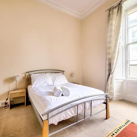 Spacious Central 3bed By The Castle Apartment *