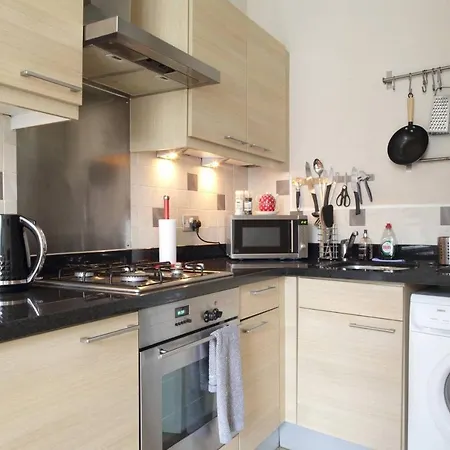 Apartment Stylish And Homey 1 Bedroom In Vibrant Tollcross