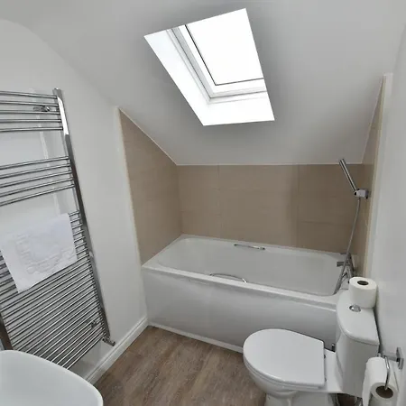 St Patrick Square Main Door Appartement