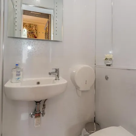 Vendégház Menzies 3*