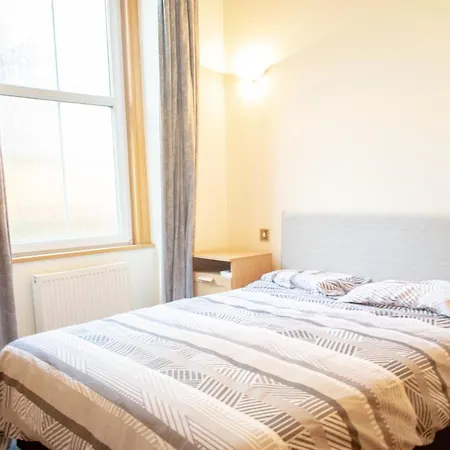 2 Bedroom Near Portobello Beach Apartment Edinburgh