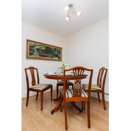 Spacious, Central Apartamento Edimburgo