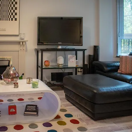 Homely 2 Bedroom Flat In Bonnington Apartamento Edimburgo