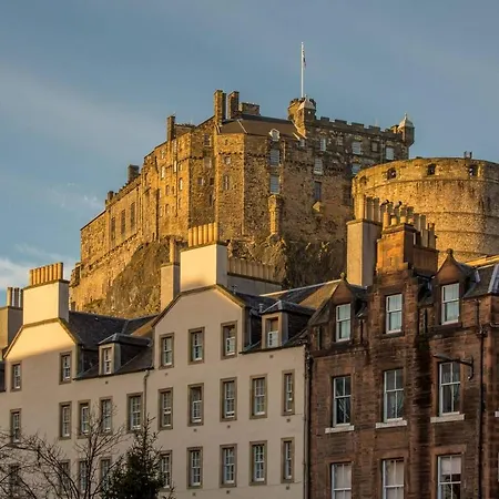 Altido Unique & Stylish Grassmarket Apt - Close To Castle Apartmán Edinburgh