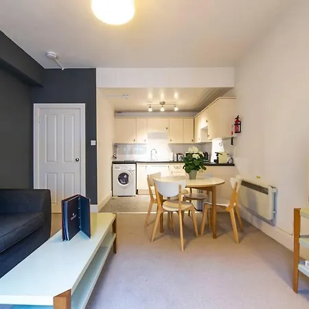 Joivy Charming Close To Centre * Edimburgo