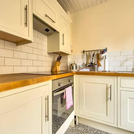 Joivy Amazing Location! Lovely Rose St In New Town * Эдинбург