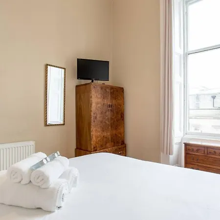 Altido 2bed Flat In Heart 爱丁堡