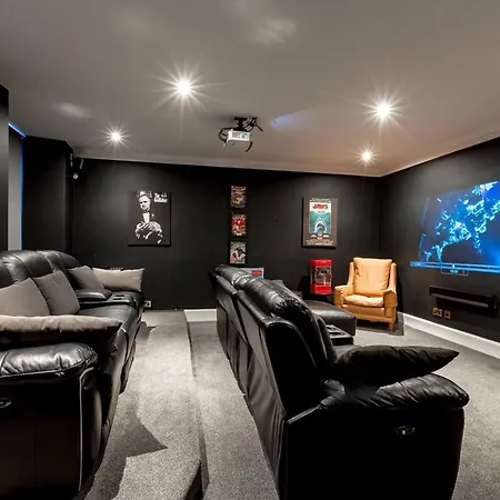 Luxury 5bd Townhouse W Private Garden&cinema * Edimburgo