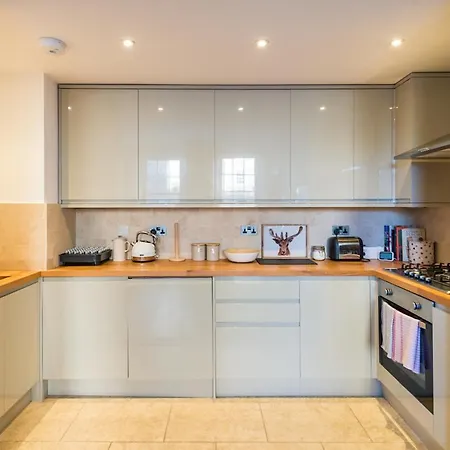 Beautiful And Private 2 Bed *
