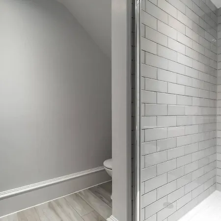 Joivy Luxurious Near Haymarket Station Edinburgh
