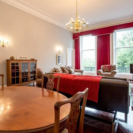 Joivy Spacious In New Town Prime Location * Édimbourg