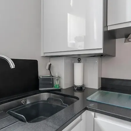 Cosy Holiday In City Centre, Rose Street