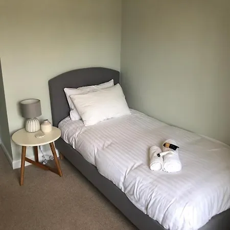 Scandi Design In The City Centre! Apartment Edinburgh