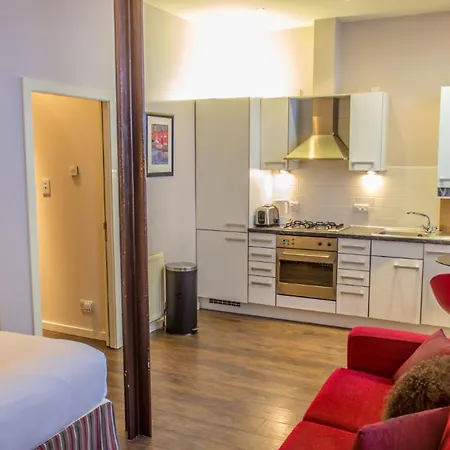 2/2 Cowgatehead - Beautiful Modern Studio In The Grassmarket! Apartment