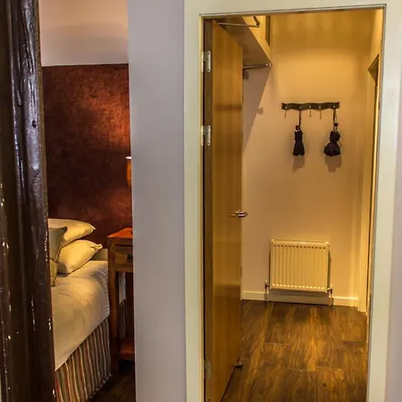 2/2 Cowgatehead - Beautiful Modern Studio In The Grassmarket! Apartment *