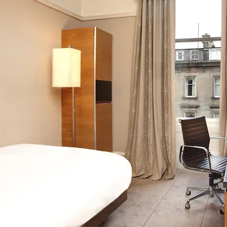 Grosvenor 4*