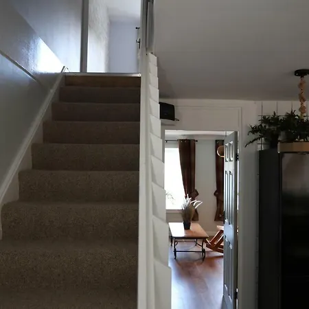 Apartment Holyrood Skyline *