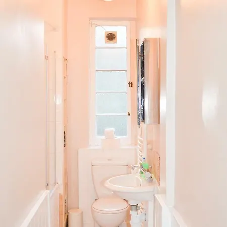 Peaceful 1 Bedroom