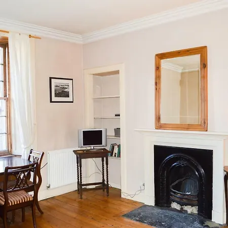 Peaceful 1 Bedroom * Edynburg