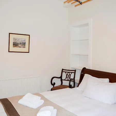 Peaceful 1 Bedroom
