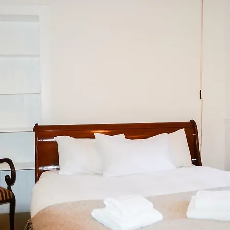 Peaceful 1 Bedroom *