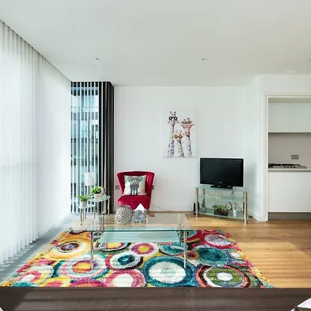 Altido Fantastic Flat With Parking Apartment Edinburgh