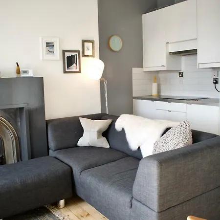 Lovely 1 Bedroom In Central شقة *