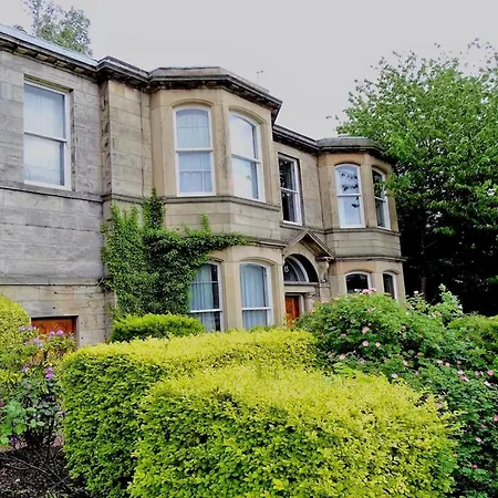 The Thrums Guest house 3*