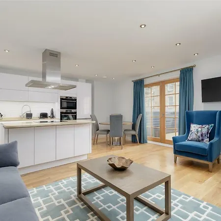 Destiny Scotland - Royal Mile Apartmán Edinburgh
