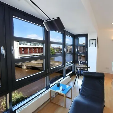 Fantastic 2 Bed With Superb Views On The Shore * Edinburgh
