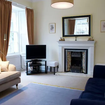 Beautiful 2 Bedroom City Centre *
