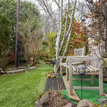 Justb Deva Edinburgh Guest house 4*