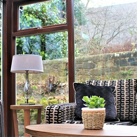 Hotel The Roseate - Small Luxury Of The World 5*