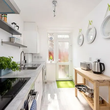 Lovely 1-bedroom Apt In The Heart Of Stockbridge *