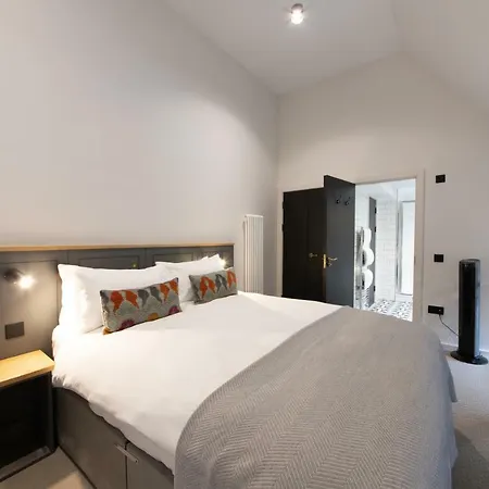 Blackfriars Lofts *