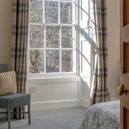 The St Patrick Square Apartment Edinburgh