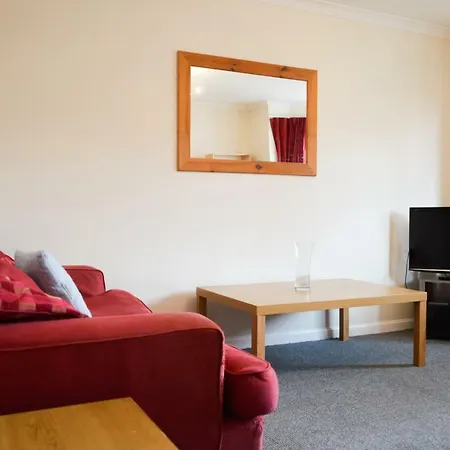 Attractive 3 Bedroom Flat In Central Haymarket Edynburg